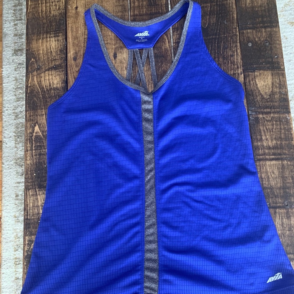 ➡️NEW ITEM⬅️ Avia workout tank